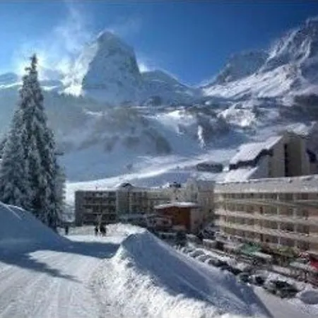 T2 Avec Balcon, Coin Nuit, Kitchenette Equipee Et Acces Direct Aux Activites De Montagne. - Fr-1-400-120 Apartment